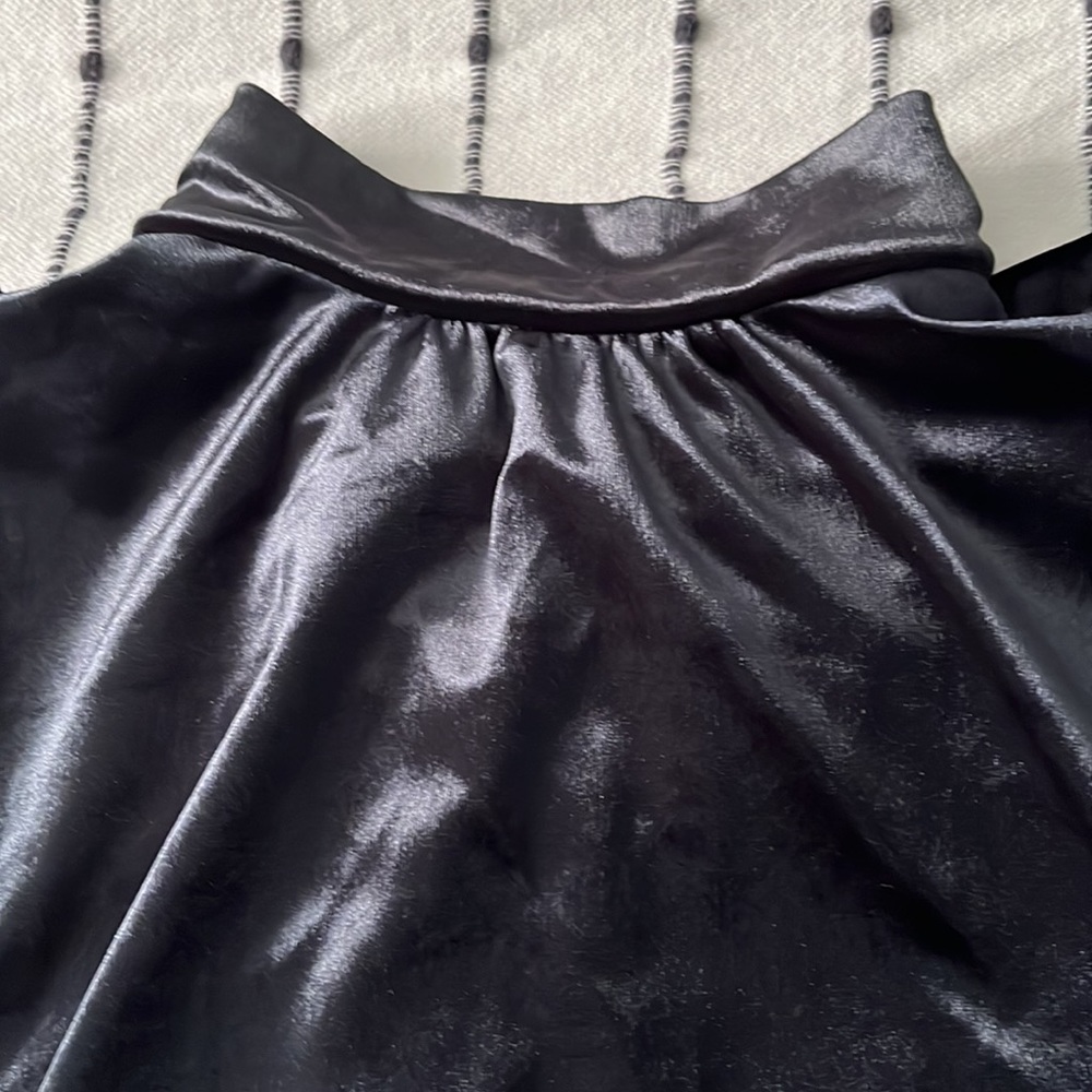 Velvet Tank - Picture 2 of 5